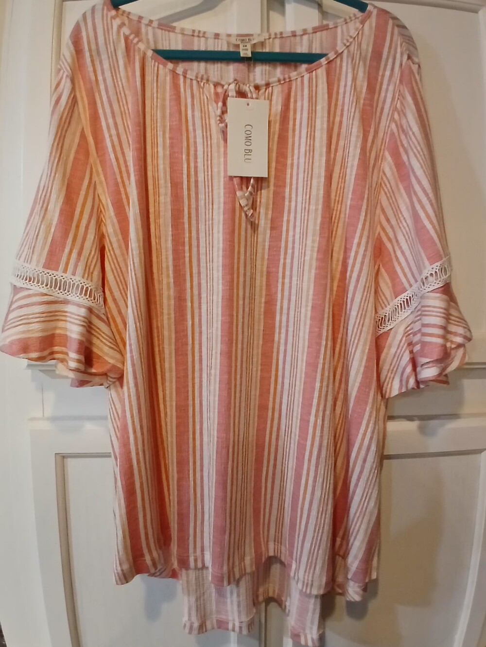 NWT- Como Blu peasant top, short sleeves with a pink & orange striped pattern 3X